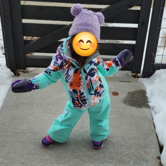 Roxy Girl T2 Ski Jacket and Lola Bib Snow Pants - Picture 12 of 12
